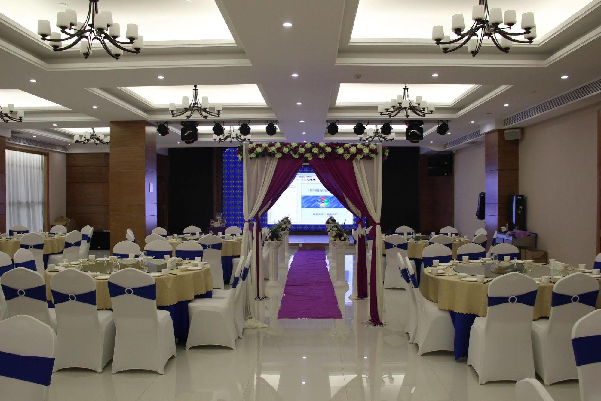 Holiday Inn Express Ordos Dongsheng By Ihg Εξωτερικό φωτογραφία